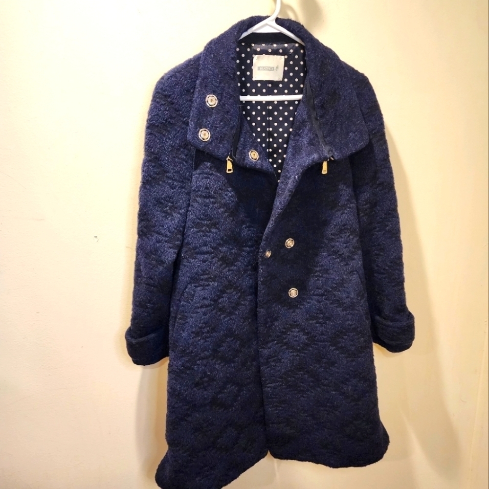 Beatrice .B  made in Italy wool blended Large heavy coat size 2